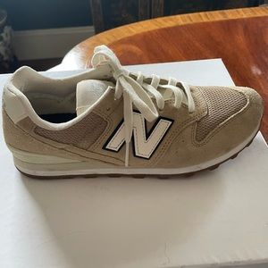 New Balance 996 sneaker